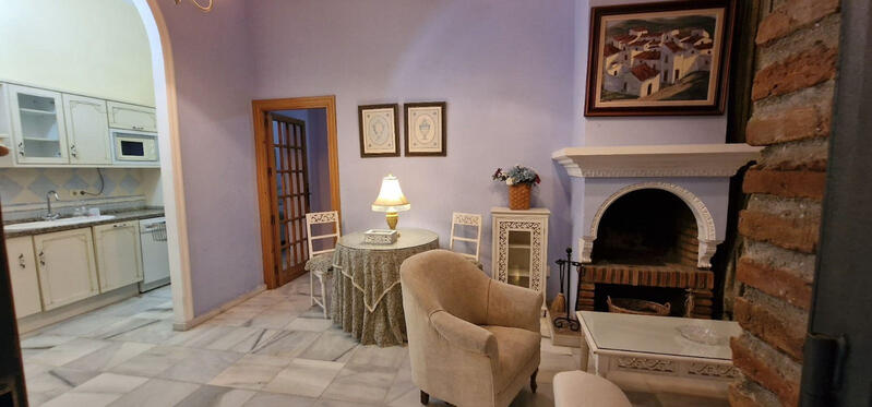 7 bedroom Villa for sale