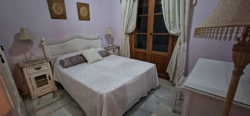 7 bedroom Villa for sale