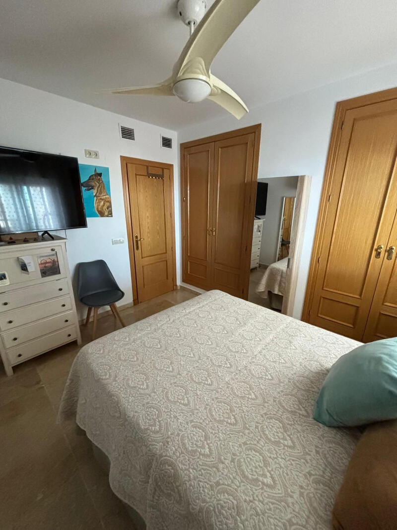 4 bedroom Apartment for sale