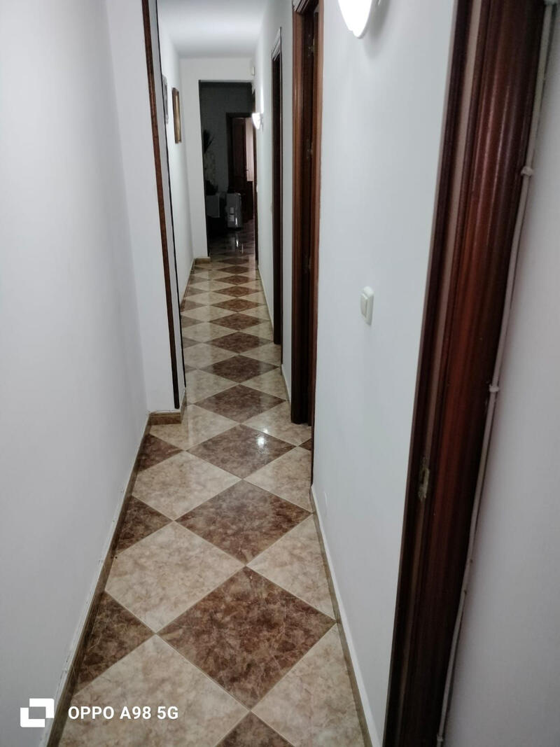 3 bedroom Apartment for sale