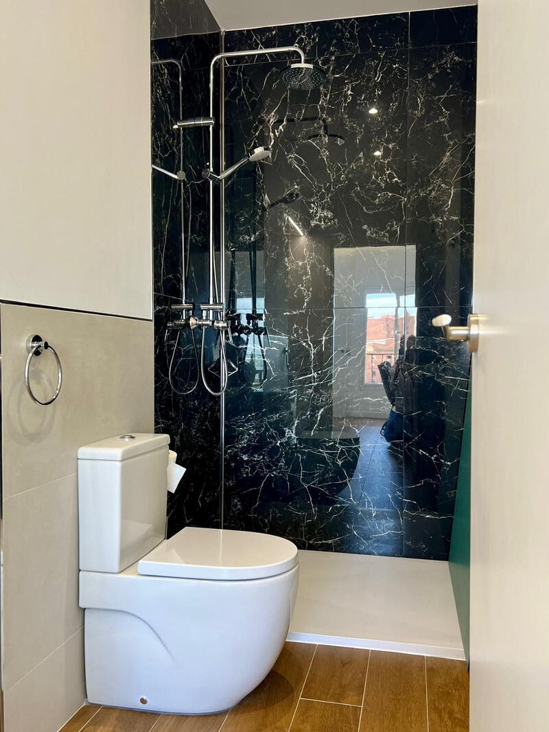 1 bedroom Apartment for sale