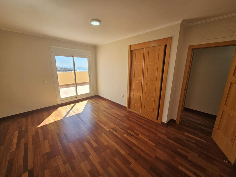 3 bedroom Apartment for sale 3 bedroom Apartment for sale