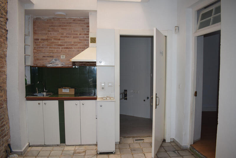 5 bedroom Commercial Property for sale