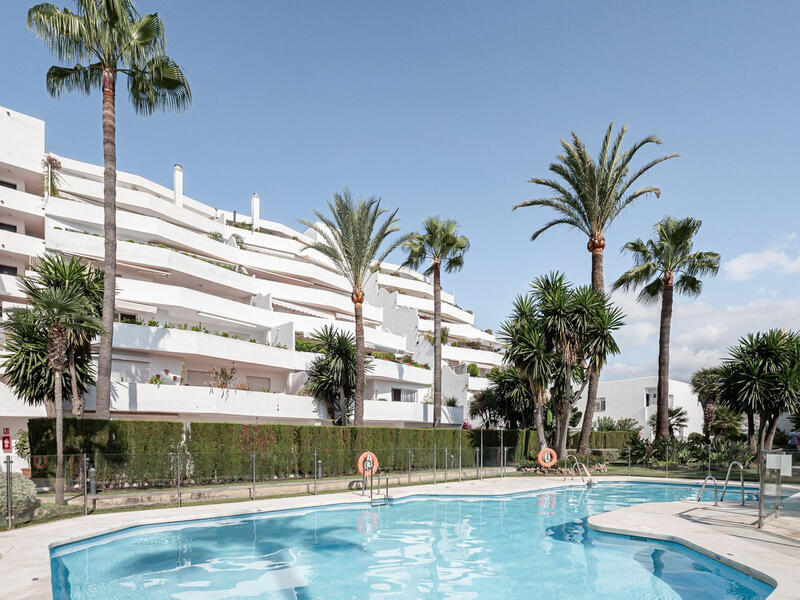 Appartement zu verkaufen in Nueva Andalucia, Málaga