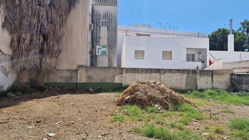 Grundstück zu verkaufen in San Pedro de Alcantara, Málaga