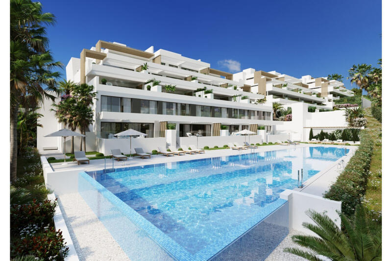 Apartamento en venta en Estepona, Málaga