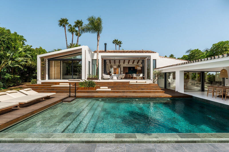 Villa til salg i Nueva Andalucia, Málaga