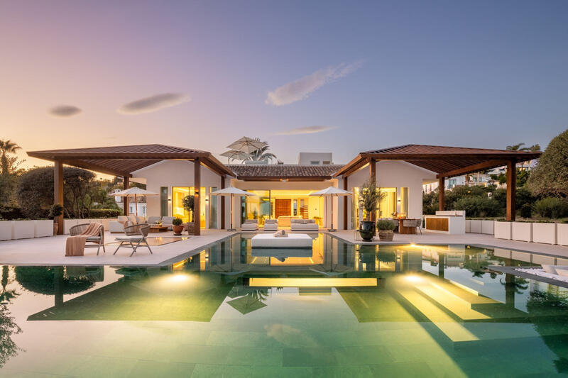 Villa à vendre dans Marbella, Málaga