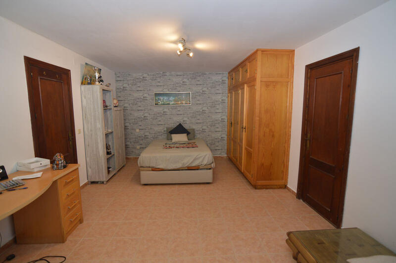 5 bedroom Villa for sale