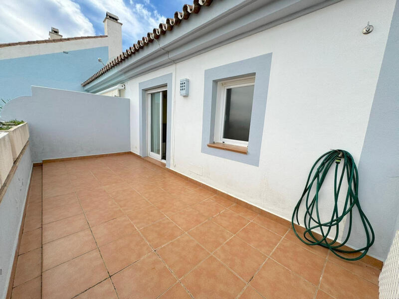3 bedroom Townhouse for sale