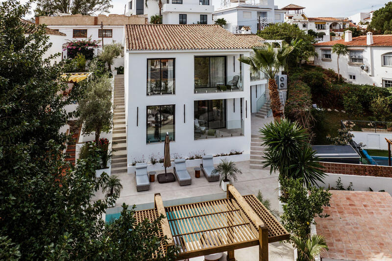 Villa til salgs i Nueva Andalucia, Málaga