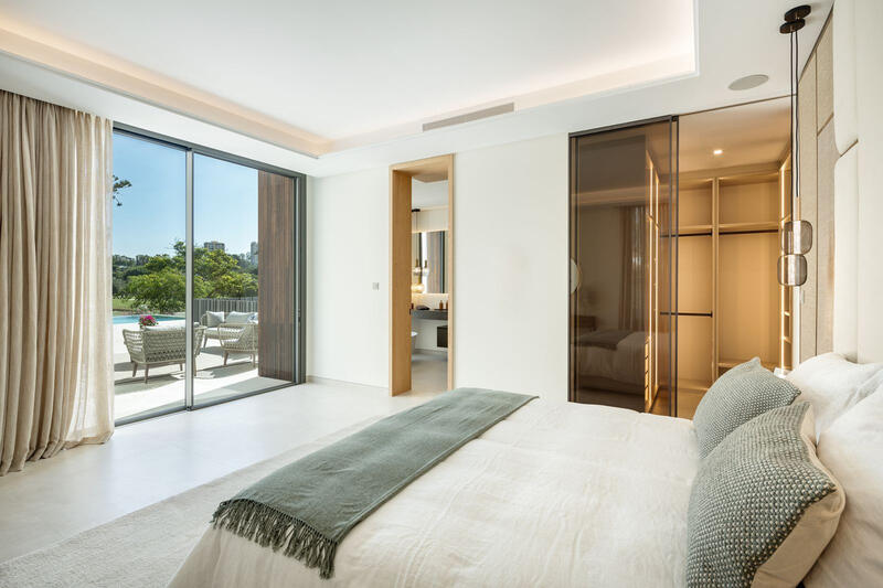 5 bedroom Villa for sale