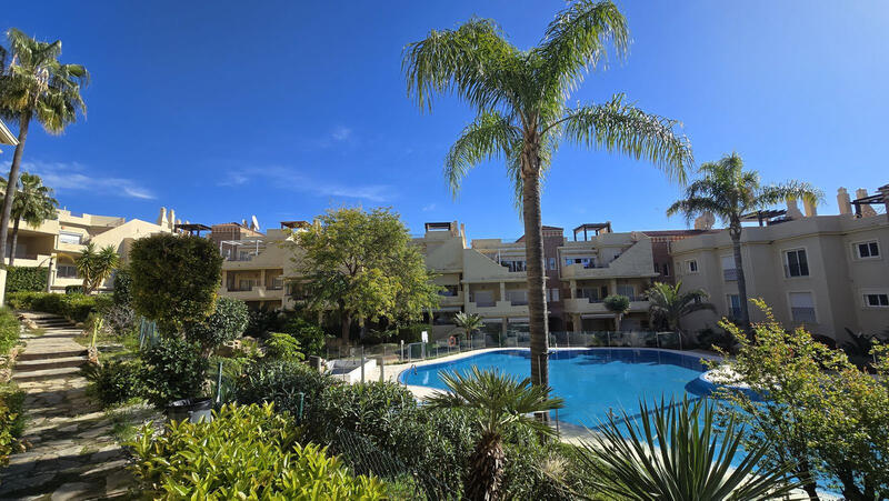 Lägenhet till salu i Estepona, Málaga