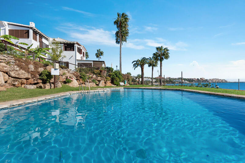 Gezinswoning Te koop in Estepona, Málaga
