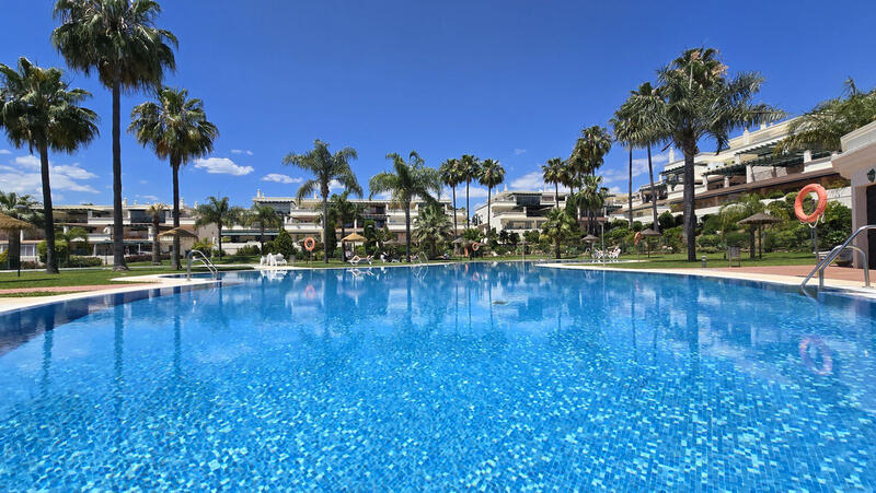Lejlighed til salg i Marbella, Málaga