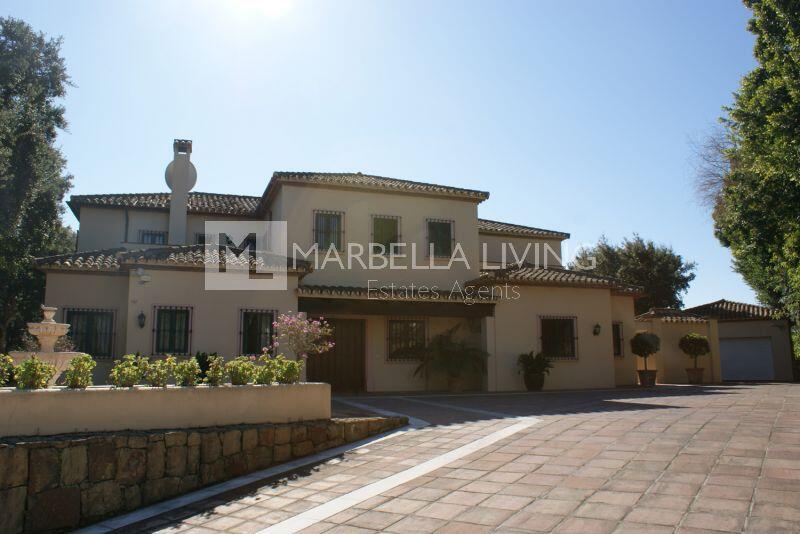 6 Cuarto Villa en venta