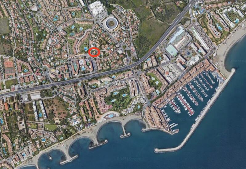 Jord til salg i Puerto Banus, Málaga