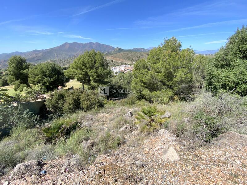 Terrain à vendre