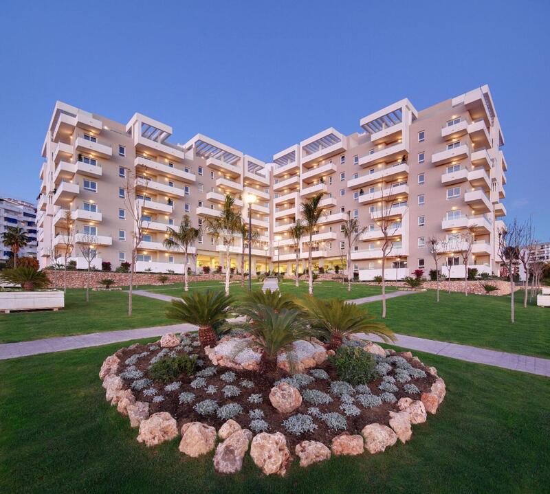 3 bedroom Apartment for Long Term Rent
