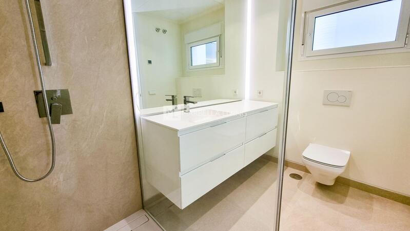 4 chambre Appartement à vendre