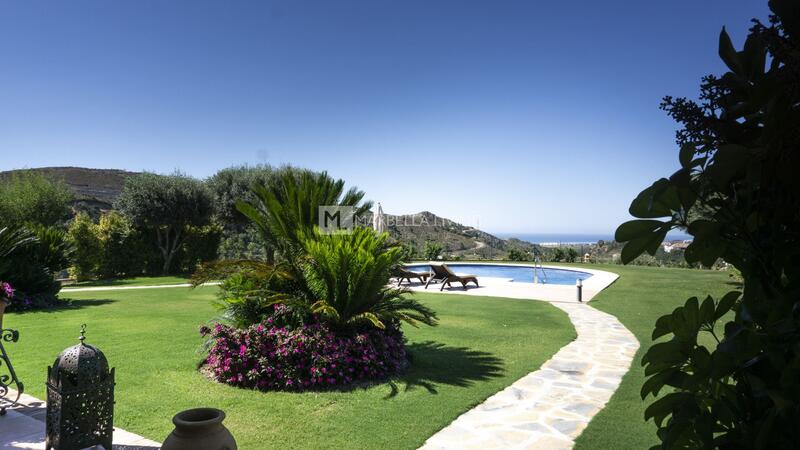 5 bedroom Villa for sale