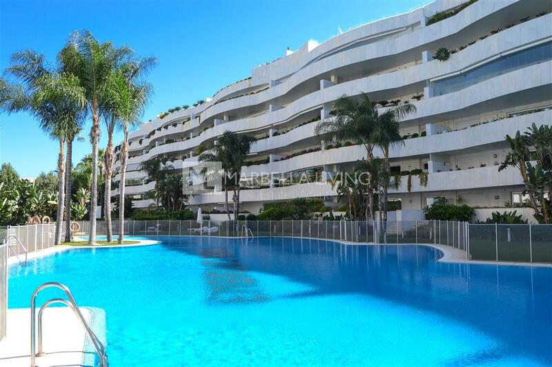 квартира в долгосрочную аренду в Puerto Banus, Málaga