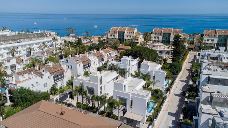 4 bedroom Villa for Long Term Rent