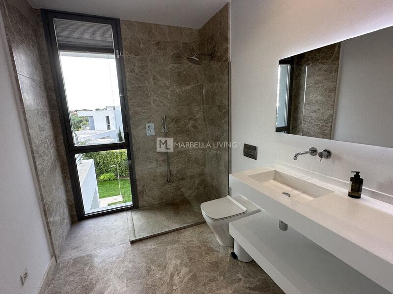 3 bedroom Villa for Long Term Rent