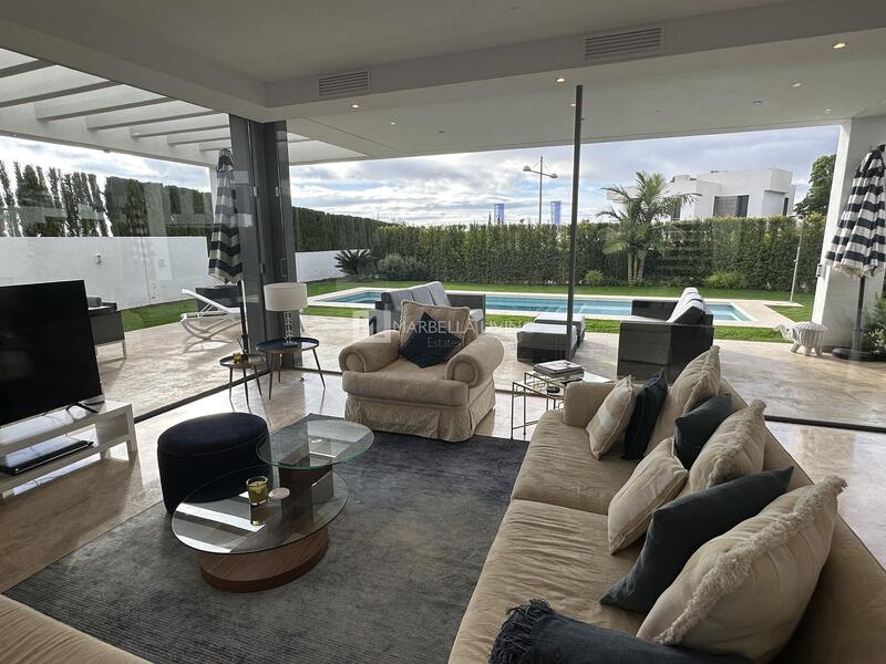 3 bedroom Villa for Long Term Rent