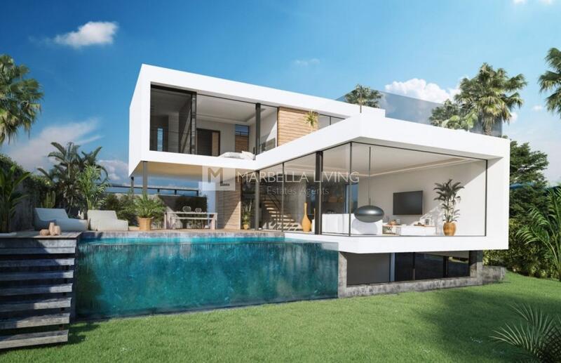 Villa for sale in Estepona, Málaga