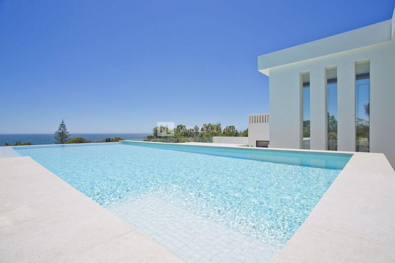 7 chambre Villa à louer à court terme