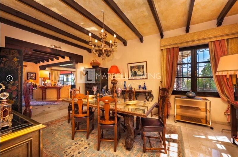 9 chambre Villa à vendre