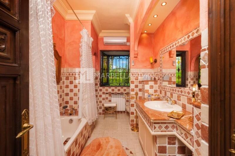 9 chambre Villa à vendre