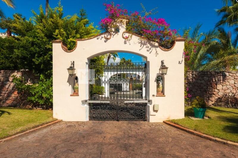 9 chambre Villa à vendre