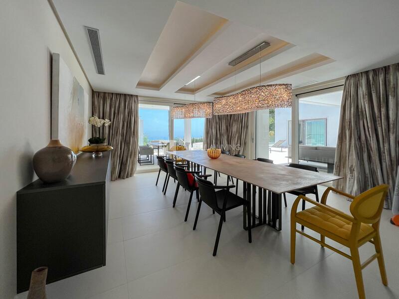 5 bedroom Villa for sale