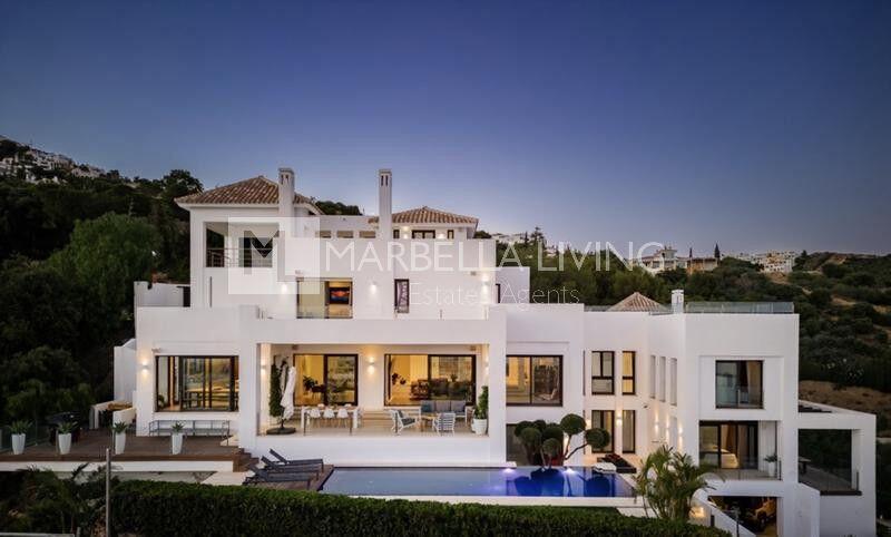 Villa til salgs i Marbella del Este, Málaga