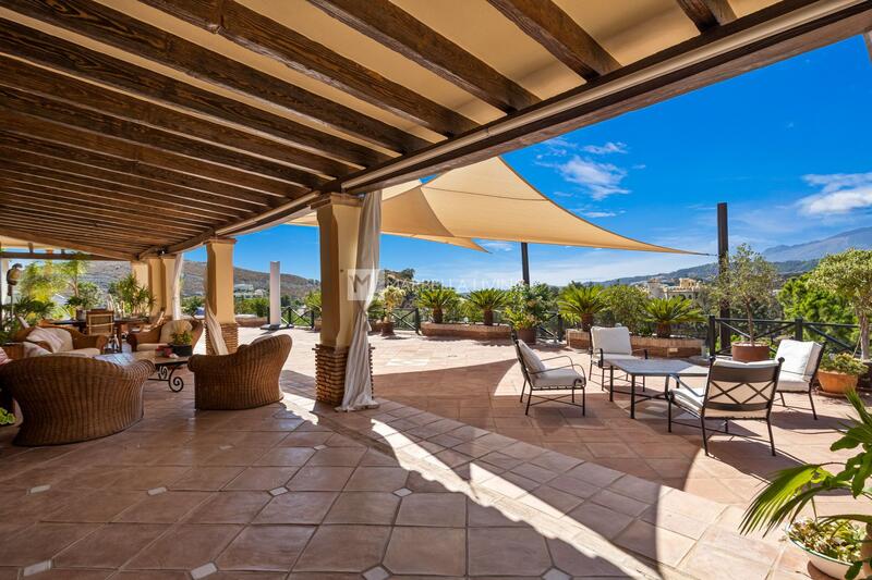 4 Cuarto Villa en venta
