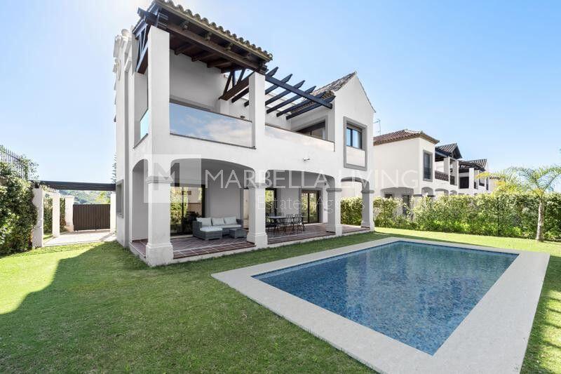 Landhaus zu verkaufen in Estepona, Málaga