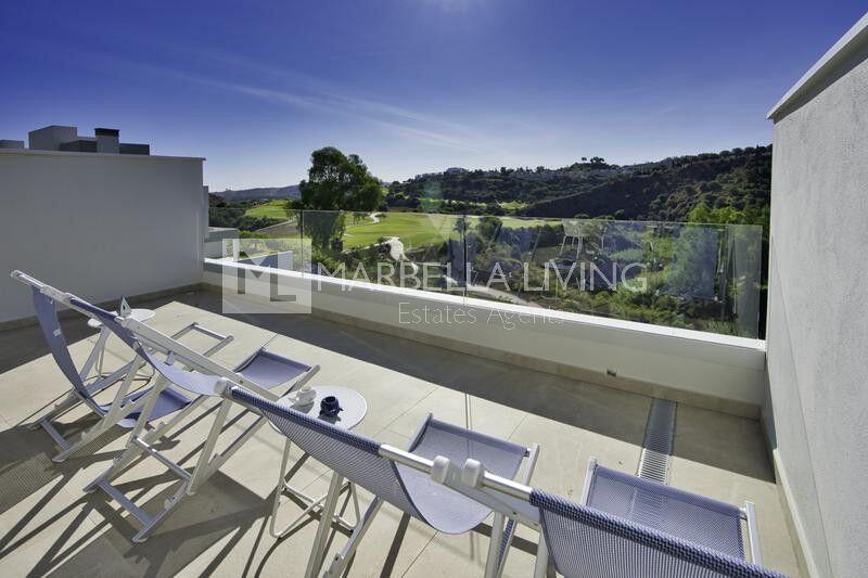 3 bedroom Townhouse for sale