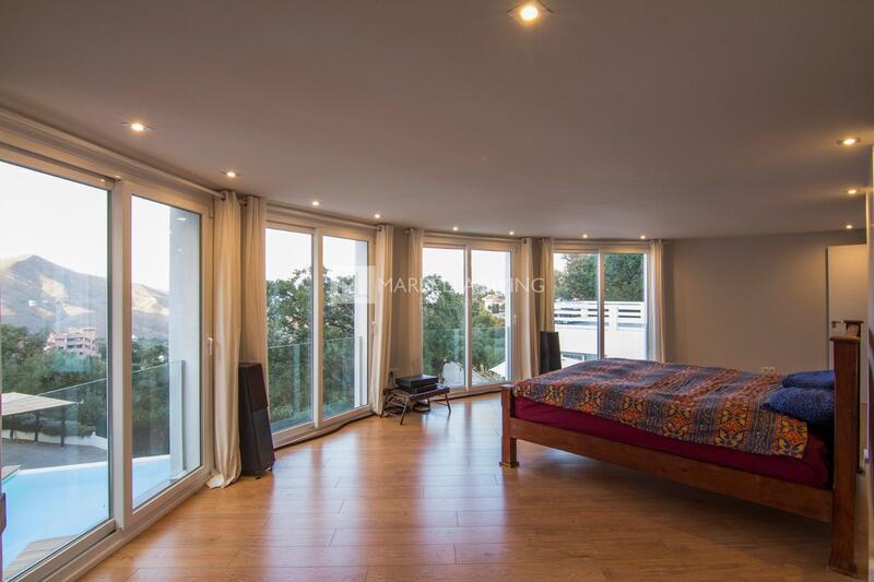 3 Cuarto Villa en venta