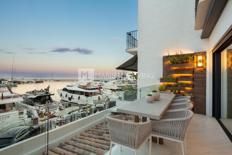 Lejlighed til salg i Puerto Banus, Málaga
