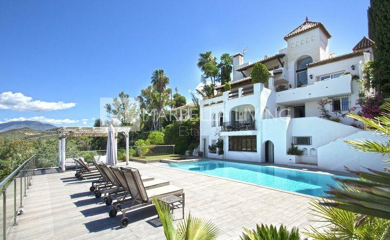 Villa à vendre dans Nueva Andalucia, Málaga