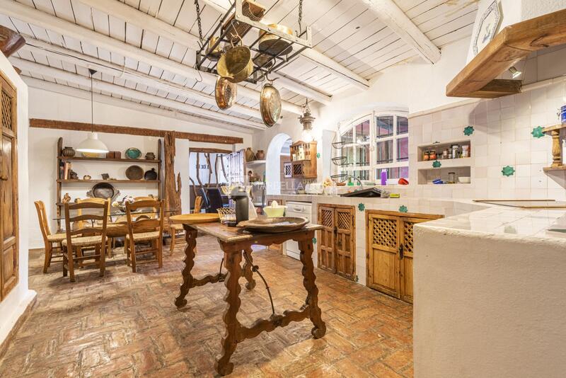 5 soverom Villa til salgs