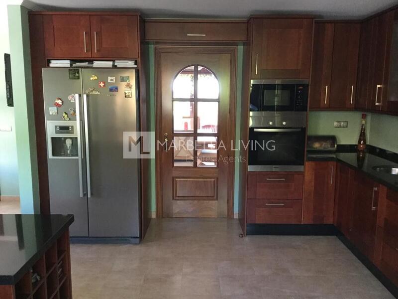 6 Cuarto Villa en venta