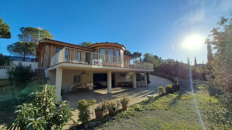 Villa Te koop in Marbella del Este, Málaga