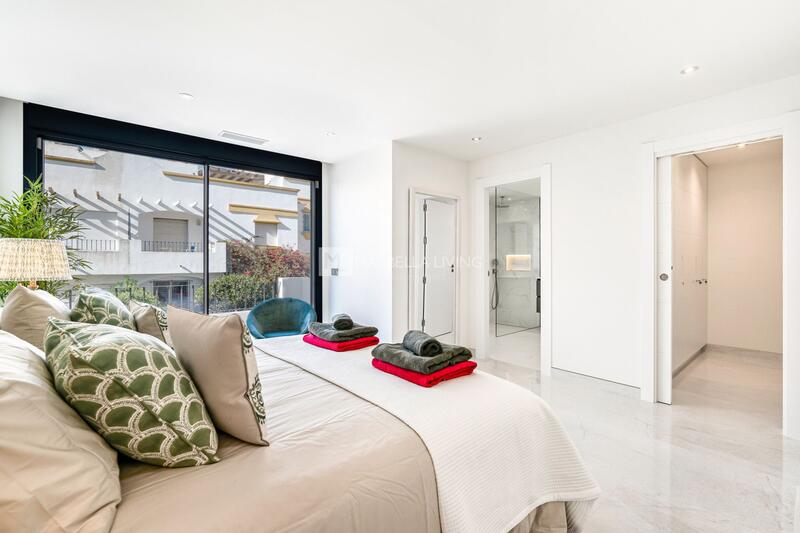 5 Schlafzimmer Stadthaus für Kurzzeitmiete
