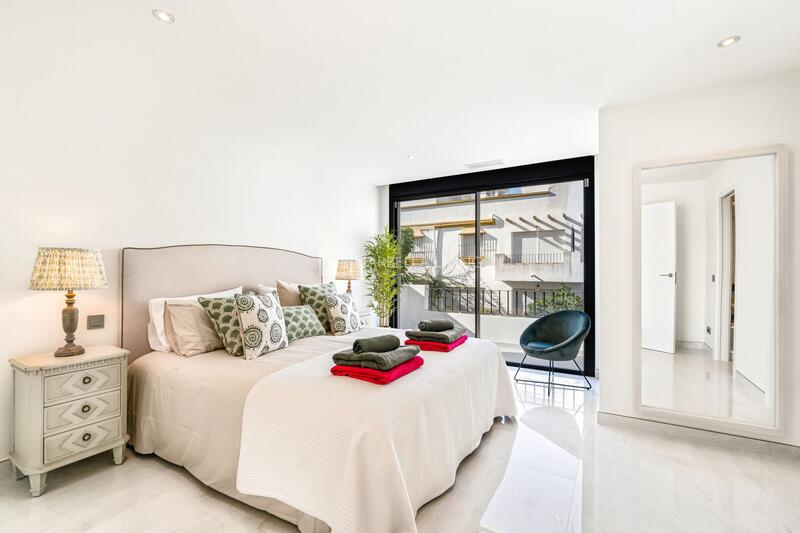 5 Schlafzimmer Stadthaus für Kurzzeitmiete
