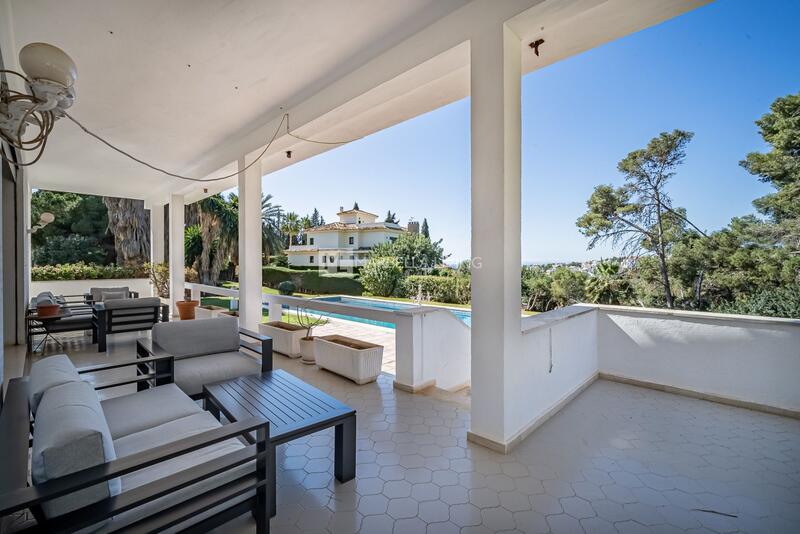7 bedroom Villa for sale