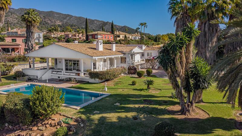 7 bedroom Villa for sale