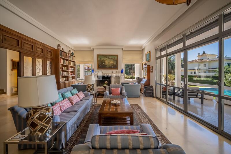 7 bedroom Villa for sale